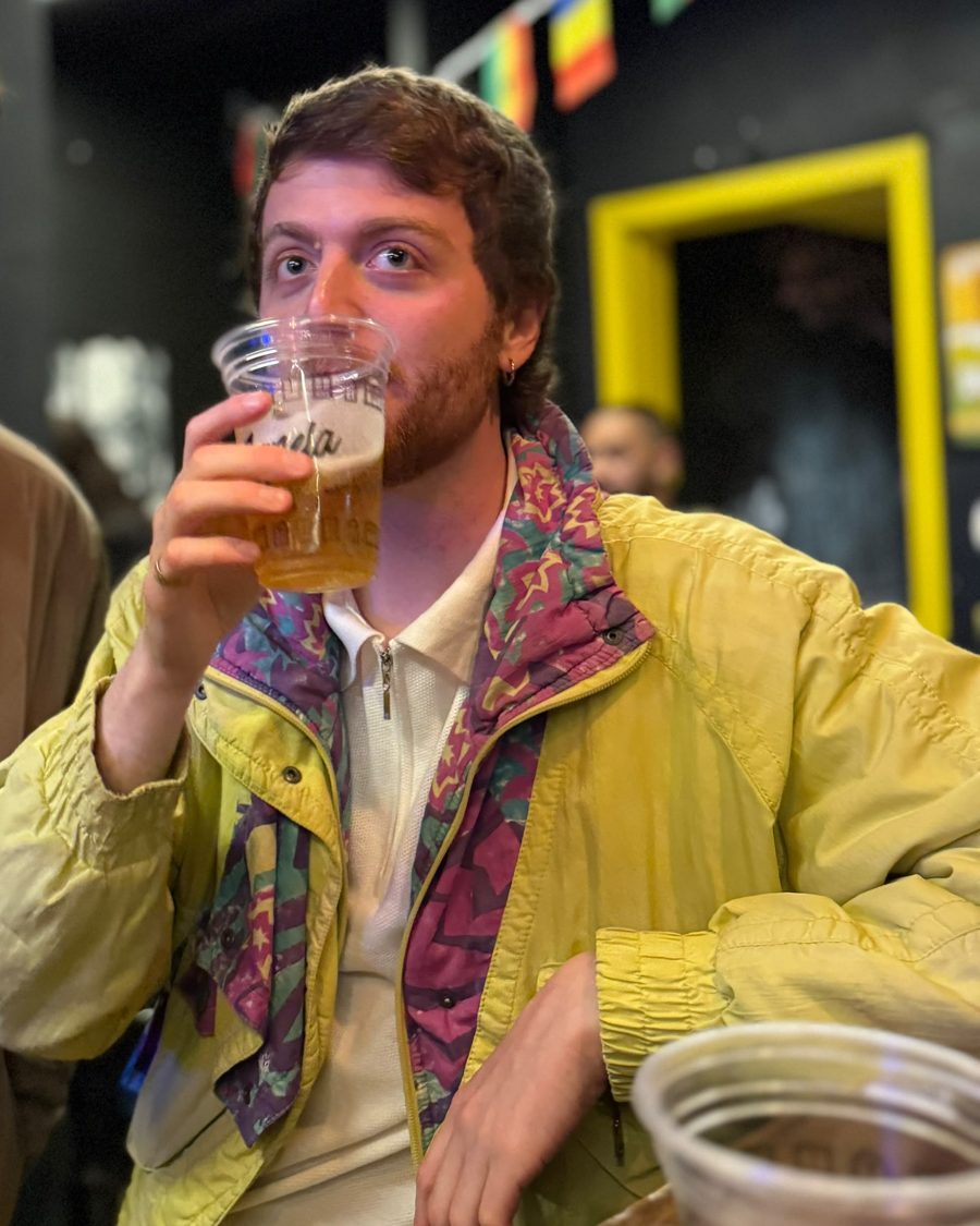 Tomando um chopp